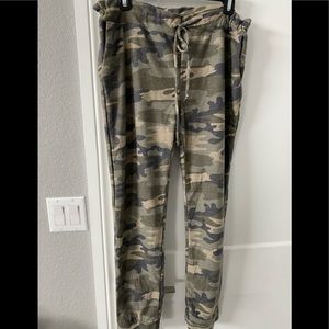 New Heimish USA Camo Joggers